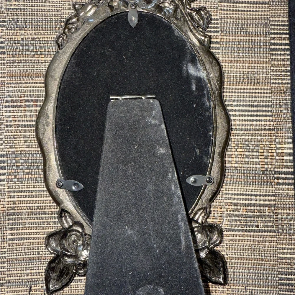 VTG Bijou Pewter Silver Tone‎ Oval Metal Picture Frame Rose Flower Cottagecore J
